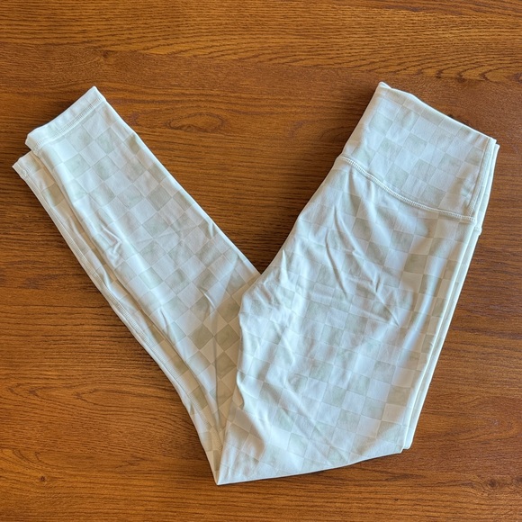 Z Supply Active Cream and Green Checkered Leggings - Picture 1 of 5